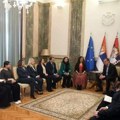 Vučić razgovarao sa predstavnicama Ženske romske mreže Srbije