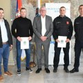 Nemanja i Veljko su najbolji policajac i vatrogasac u februaru: Go Zemun im dodelila nagrade