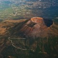 Све интензивнија померања тла у близини Напуља, опасност од ерупције вулкана