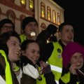 Novosadski studenti i maratonci prešli više od polovine puta do Beograda (UŽIVO)