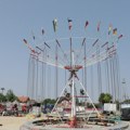 (Video): Postavili luna park u blizini mesta sećanja na žrtve rata u Srbiji, odmah je reagovala policija: Evo šta se desilo