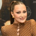 Aleksandra Prijović sva u zlatu, haljina pripijena uz telo sumirala 2025. godinu i progovorila o porodici: "Stroža sam od…