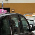 Pink taksi na kraju ušao u Jandeksov sistem: Od ove nedelje na ruskoj aplikaciji praktično svi taksiji u Beogradu