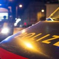 Porodična tragedija u Austriji: Muškarac ubio suprugu i ćerku, pa presudio sebi?