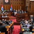 Vanredno zasedanje Skupštine Srbije: Pred poslanicima 18 tačaka