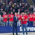 Zvezda i zvanično podigla pehar šampion Srbije! Posle haosa u Areni, ceremonija dodele održana u Pioniru