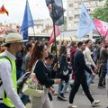 Na Trgu Slavija završena protestna šetnja “Krugom dvojke“, skup protekao bez incidenata