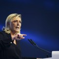 Le Pen: Brisel zloupotrebljava krize i gura rat