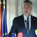 Plenković: Zašto bih se ispričao novinarima?