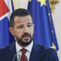 A kako je na presudu reagovala Crna Gora (i da li će Tači ostati počasni građanin Ulcinja)?