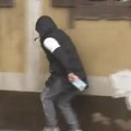 Nikola Lakić usnimljen kako krade mleko! Blam nad blamovima, desio se haos na Farmi