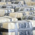 Pronađeno 820 kilograma kokaina: Droga bila sakrivena u kontejnerima za banane