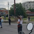 (Foto): Blokirana raskrsnica na Vidikovcu na poziv zbora iz Rakovice, najavljeno da će trajati do 18 časova