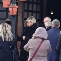 Dragana Bekvalac u crnini stigla na sahranu Tatjane Ječmenice: Bile su najbolje drugarice, tugu ne krije