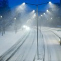 Kolaps u Hrvatskoj: Sneg zatrpao auto-put; Građanima stiglo upozorenje FOTO