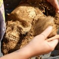Arheologija: Misteriozno srednjovekovno groblje otkriveno u Velsu