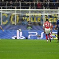 Inter sa bele tačke srušio Arsenal, Atletko "zaledio" Pariz, Bajern bolji od Benfike