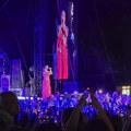 Ceca nakon koncerta u Tvrđavi i poklona publike: Morala sam da okrenem na šalu, da ne krenem da plačem (VIDEO)