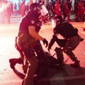 Blokaderi pozivaju: Spalimo policiju