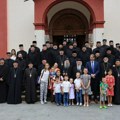 Patrijarh Porfirije u poseti sedištu Šumadijske eparhije u Kragujevcu