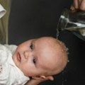 Srbi daju deci imena koja crkva ne prihvata! Evo šta vam se može desiti na krštenju
