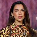 Dua Lipa tužila Samsung zbog neovlašćenog korišćenja njene fotografije