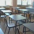 NOVA: Dejan Vuk Stanković priprema zakon kojim će disciplinovati nastavnike, roditelje i đake – strože kazne, bez prava na…