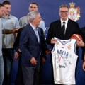 Vučić ugostio košarkaše Srbije, na prijemu i Boriša Simanić