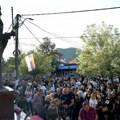 Kossev: U Zvečanu i Kosovskoj Mitrovici građani pale sveće uz fotografije Srba poginulih u Banjskoj