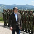 Vučić najavio opremanje vojske dronovima samoubicama do septembra