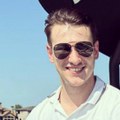 Ko je zapravo Muki Bešić? Verenik Tanje Savić je 11 godina mlađi od pevačice - svi znaju da je pilot, ali...