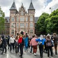 Stanovnici Amsterdama će tužiti gradsku vlast ako ne ograniči masovni turizam