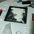 Ухапшена тројица осумњичених и заплењена већа количина дроге у Нишу и Крагујевцу