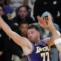 Dončić je gazda Los Anđelesa – Bogdanović povređen