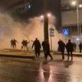Navijački rat u Kragujevcu: Žestok sukob huligana, policija blokirala ulice i podigla dronove!