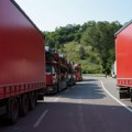 Teretna vozila čekaju četiri sata na izlazu na graničnom prelazu Šid