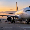 Drama na nebu iznad SAD: Devet osoba povređeno zbog snažne turbulencije, avion hitno sleteo u Majami