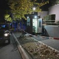 Ko je maloletni napadač iz Šapca: Praćen zbog ISIS-a, pa sa dva noža napao žandarma kod ambasade Izraela Izraela