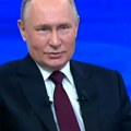 Putin na godišnjoj konferenciji: Zapad je dao Ukrajini i više nego što je obećao – mi smo sve uništili (video)