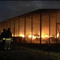 Izgoreo hangar pun sena u Kragujevcu