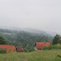 Мештани ужичког села у којем гори депонија у паници: Бавили су се туризмом, а сада се гуше и размишљају о селидби