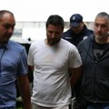 Marko miljković stigao na saslušanje Pijan se sukobio sa trudnom komšinicom, pa pokušao da nasrne na policajca