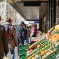 Razlog razbesneo sve: Srbin gurnuo majku sa kolicima kako bi ušao preko reda u prodavnicu: "ljudi su postali bezobzirni i…