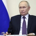 Šok snimak Putina, još niste videli ruskog predsednika u ovakvom izdanju! Osuo paljbu po EU, pa se u sekundi zaustavio: "Oh…