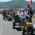„Zagrmele“ moćne freze: U Progorelici kod Kraljeva održan skup ljubitelja motokultivatora
