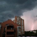 Konvektivni oblaci se razvili iznad ovog dela Srbije: RHMZ izdao najhitnije upozorenje na vremenske nepogode