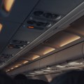 Zašto su svetla u avionskoj kabini prigušena tokom poletanja i sletanja