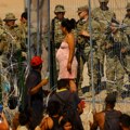 Amerika i migranti: Bajden odobrio gradnju još 32 kilometra zida na granici sa Meksikom
