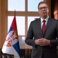 "Poštovani građani, zajedno sa vama borićemo se za nova radna mesta" Jaka poruka Vučića: Čuvaćemo mir i KiM, plata