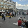 Blokiran kružni tok u centru Novog Pazara